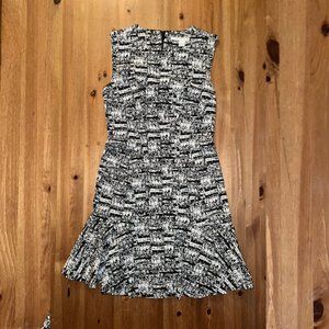 DIANE VON FURSTENBERG Printed Mini Dress - sz 4